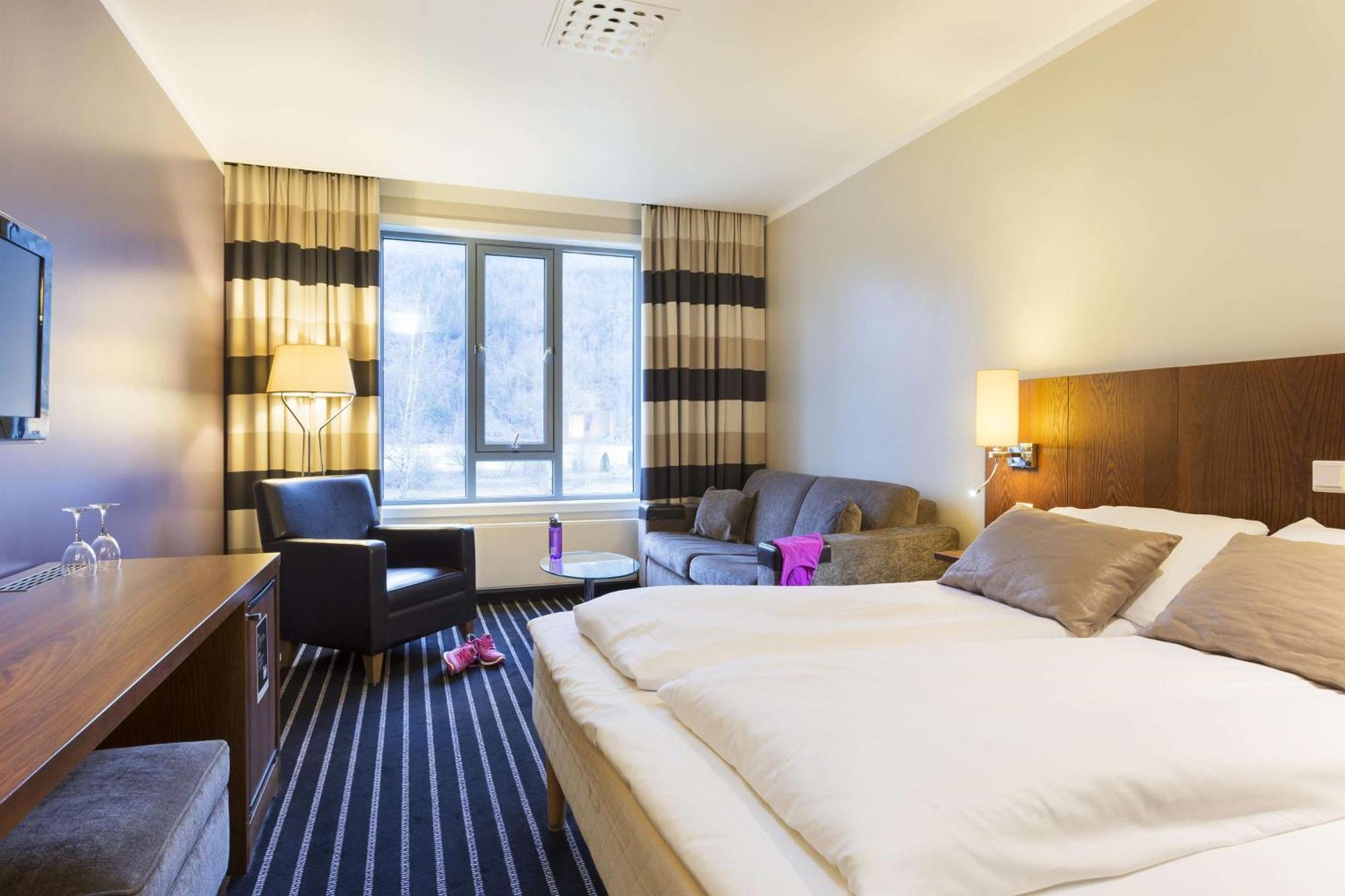 Førde Scandic Sunnfjord Hotel & Spa מראה חיצוני תמונה