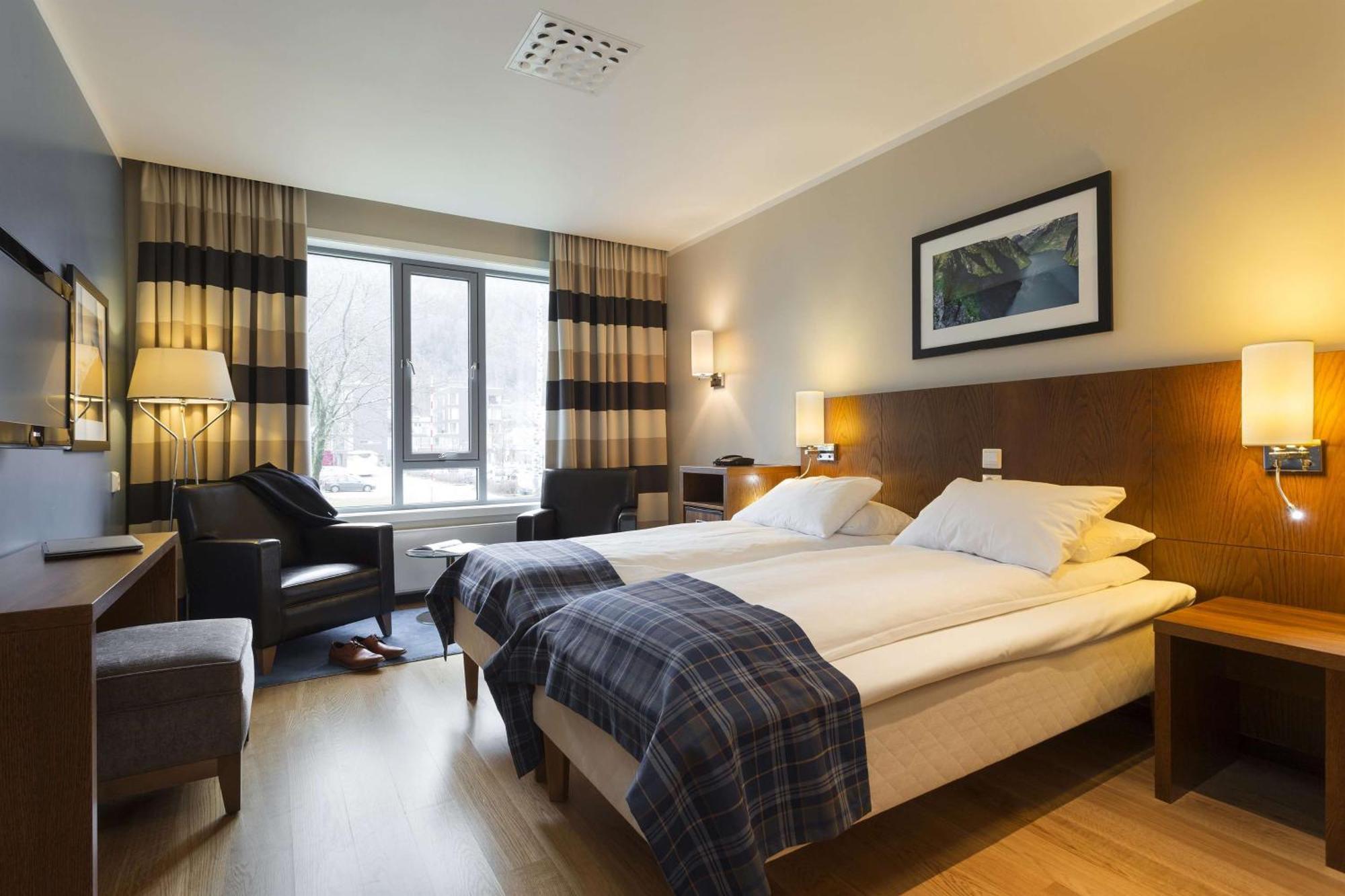 Førde Scandic Sunnfjord Hotel & Spa מראה חיצוני תמונה