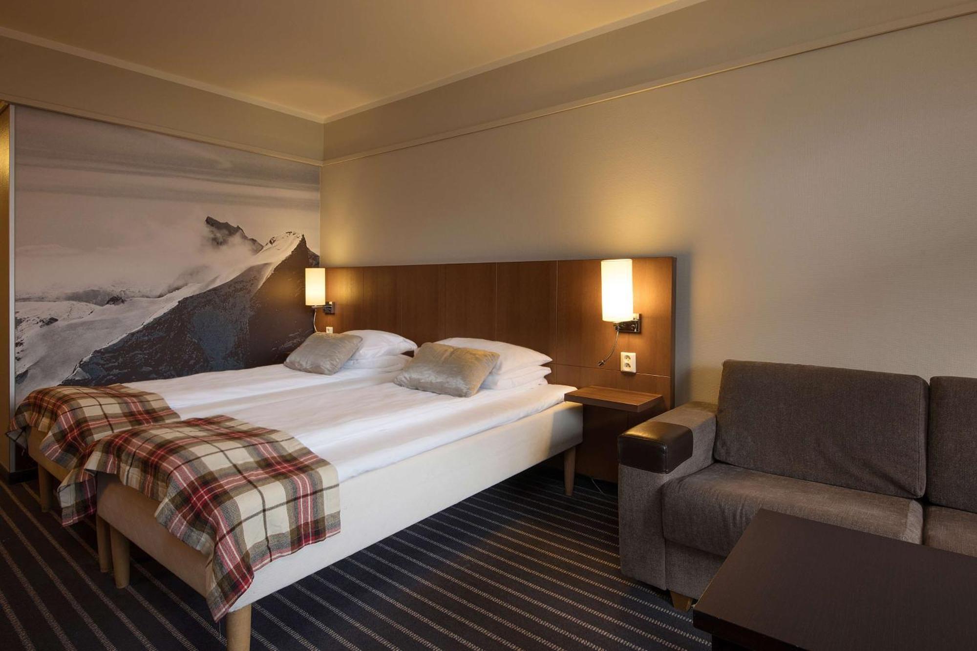 Førde Scandic Sunnfjord Hotel & Spa מראה חיצוני תמונה