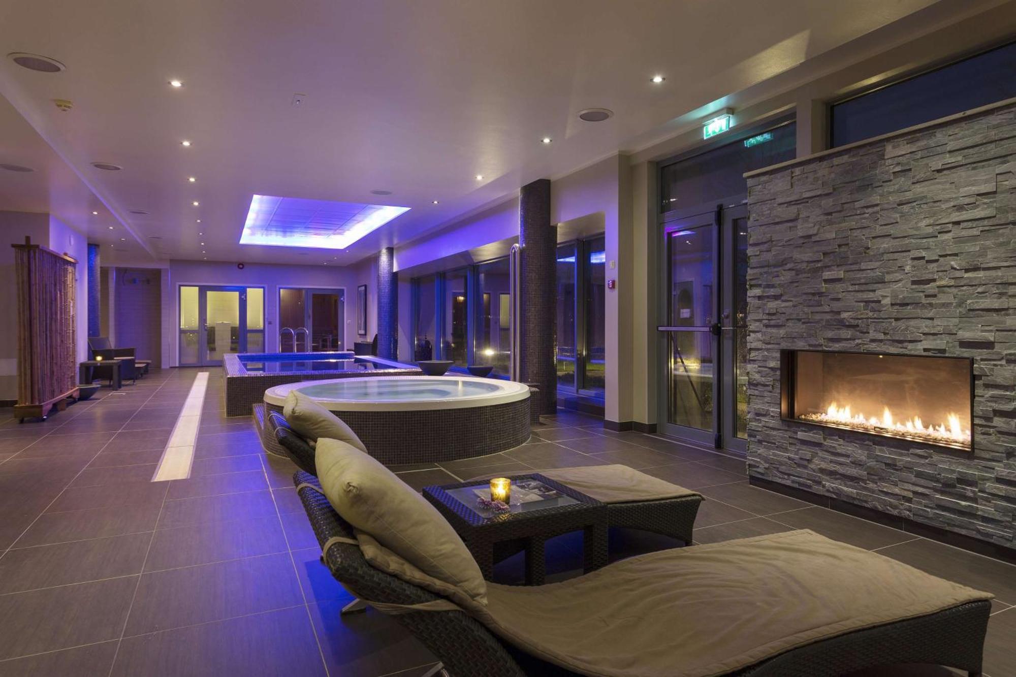 Førde Scandic Sunnfjord Hotel & Spa מראה חיצוני תמונה